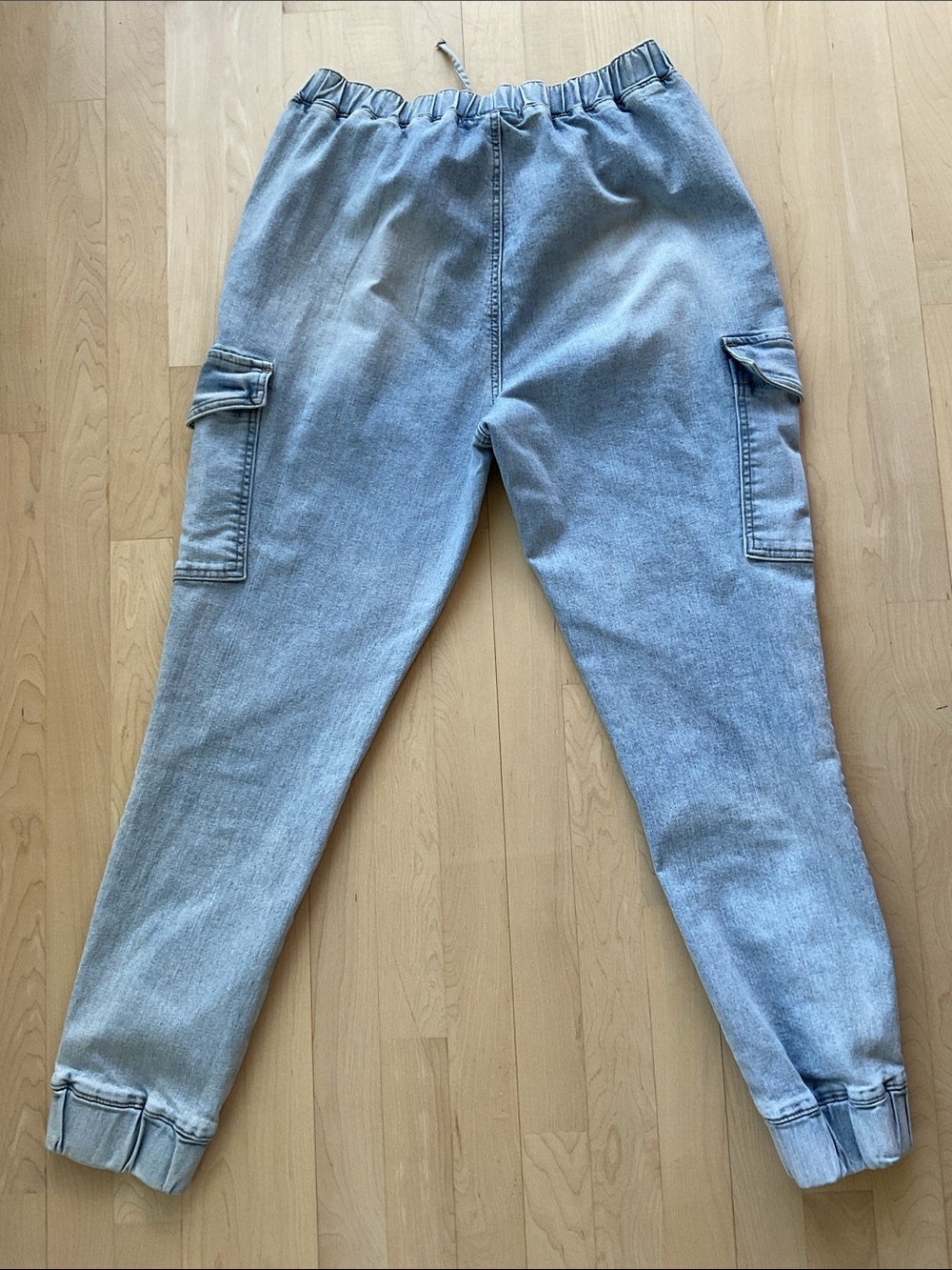 Almost Famous Jogger Style Jeans - Picture 5 of 9
